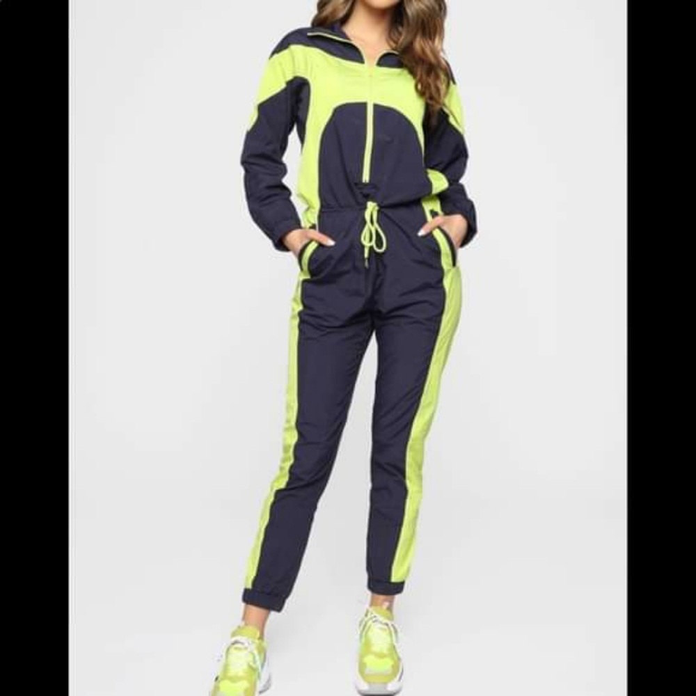 Fashion nova jumpsuit